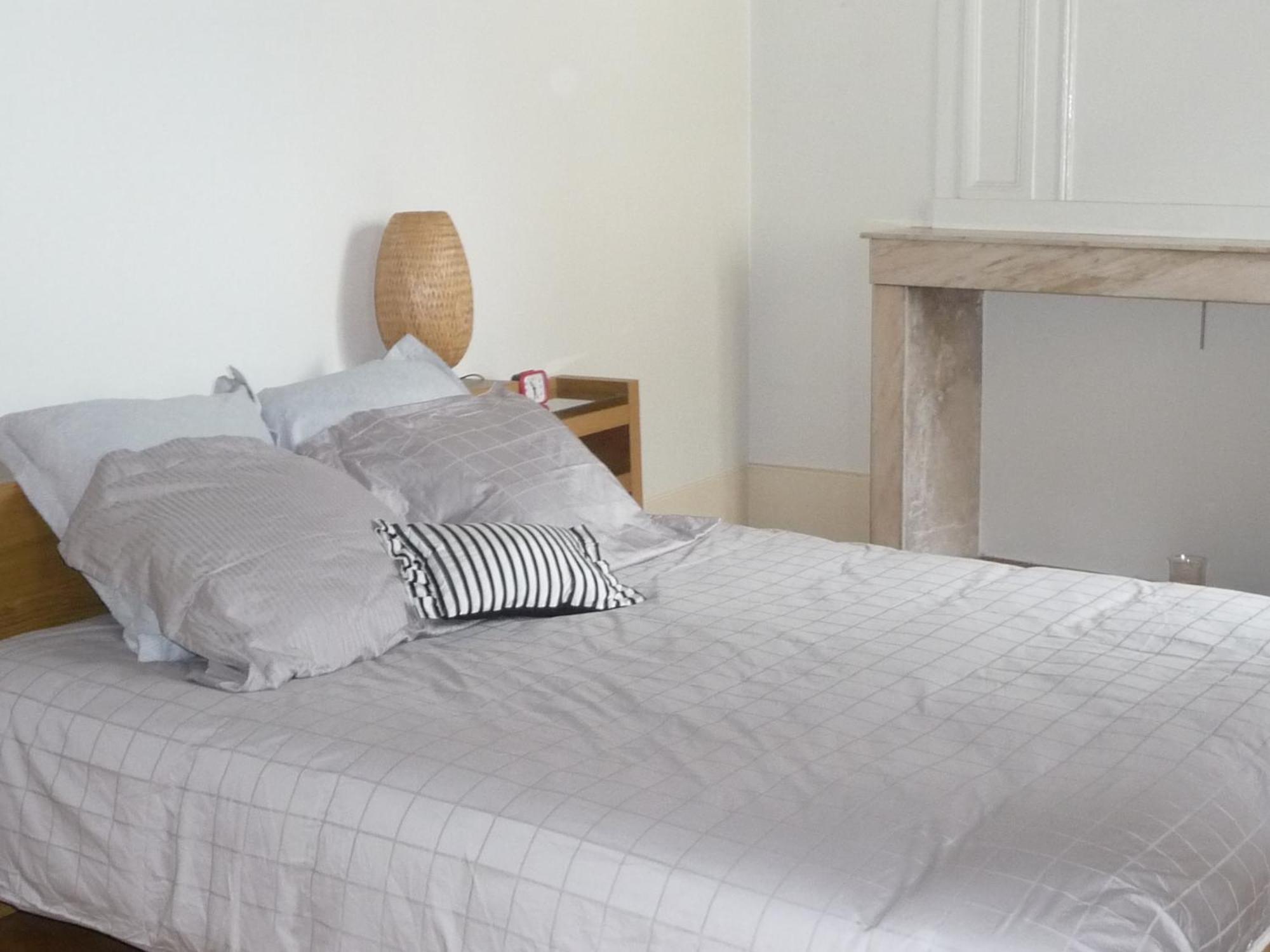 Les Charmottes Apartment นุย-แซ็ง-ฌอร์ฌ ภายนอก รูปภาพ